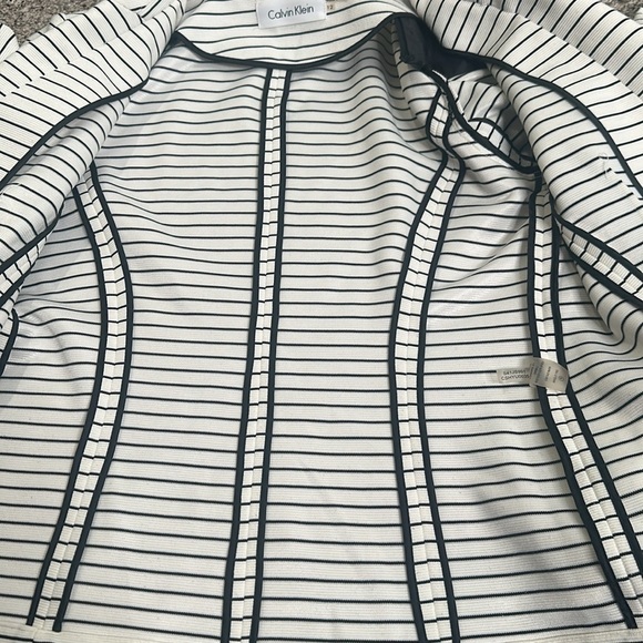 Calvin Klein white and black skirt suits size 12 - Picture 7 of 8